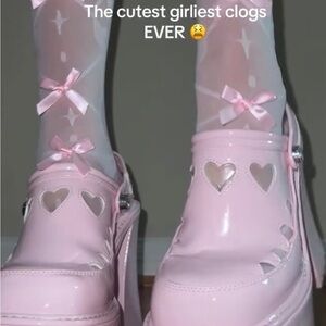 Pink Clogs Platforms with Heart Cutouts like Crocs. New without box. Size 5